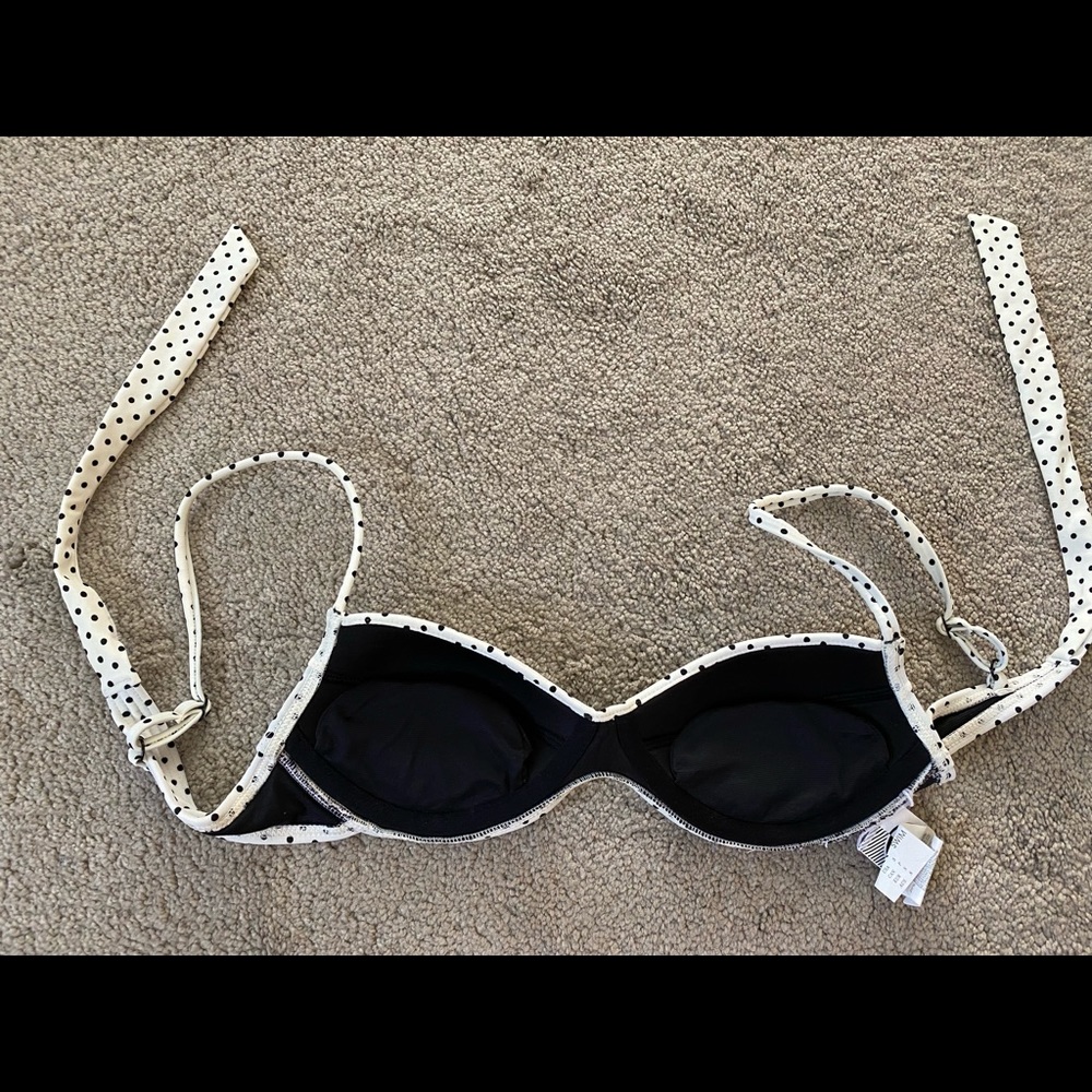 Bikini Set - Picture 2 of 7